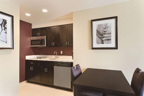 Homewood Suites By Hilton Mobile I-65/Airport Blvd image 4